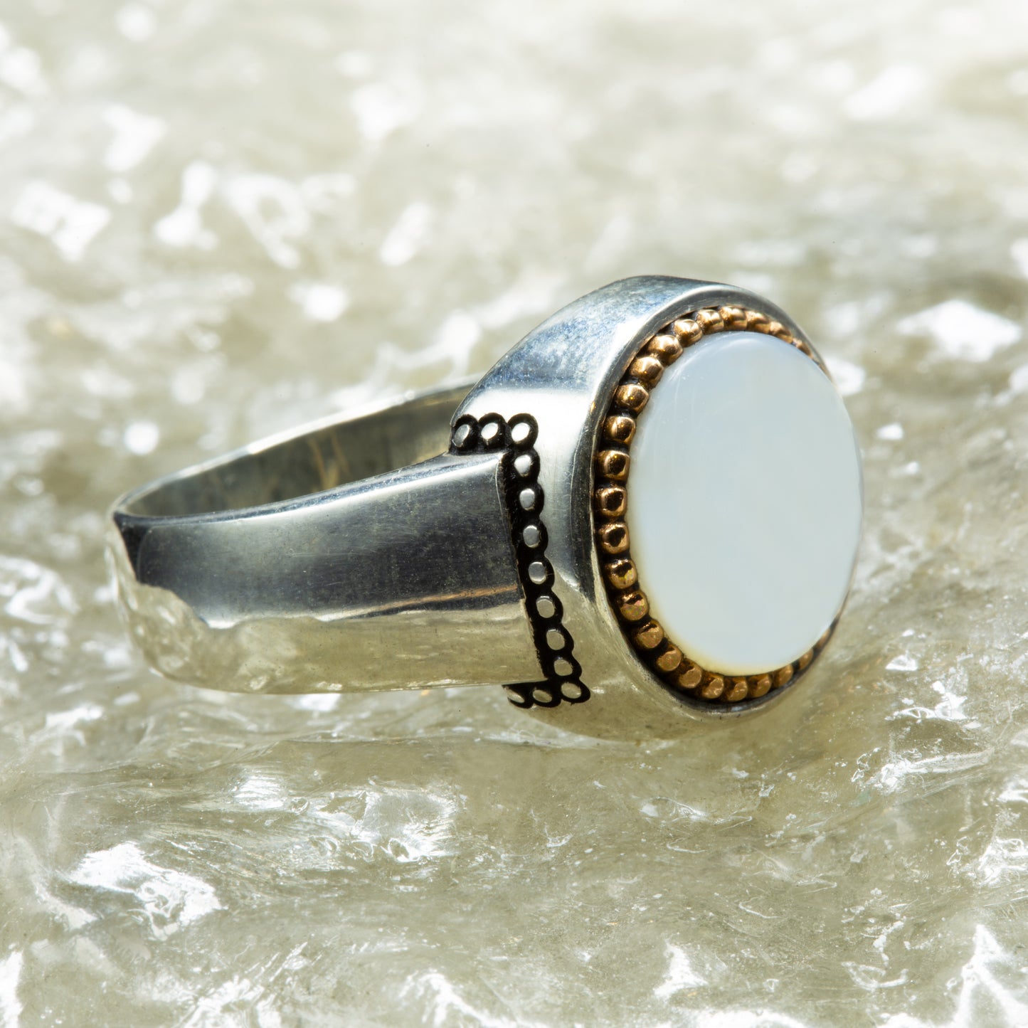 Solid Silver Minimal Round Mother Of Pearl Ring