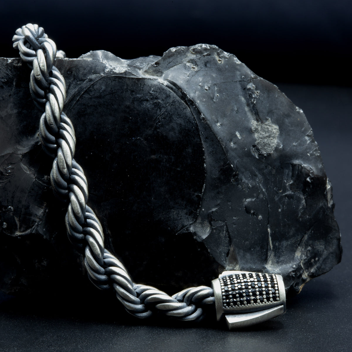 Pulsera de cadena de cuerda con piedra negra de plata de ley 925