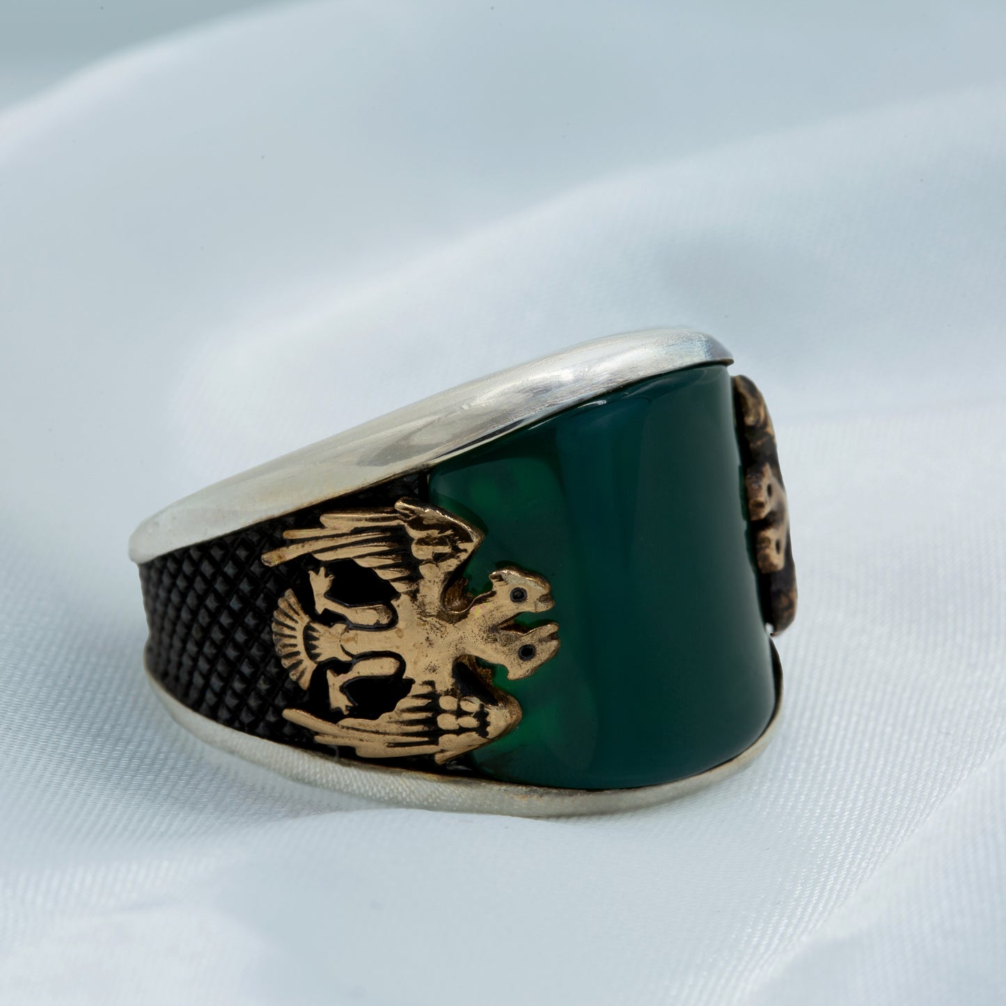 925 Silver Emerald Gemstone Double Eagle Signet Ring