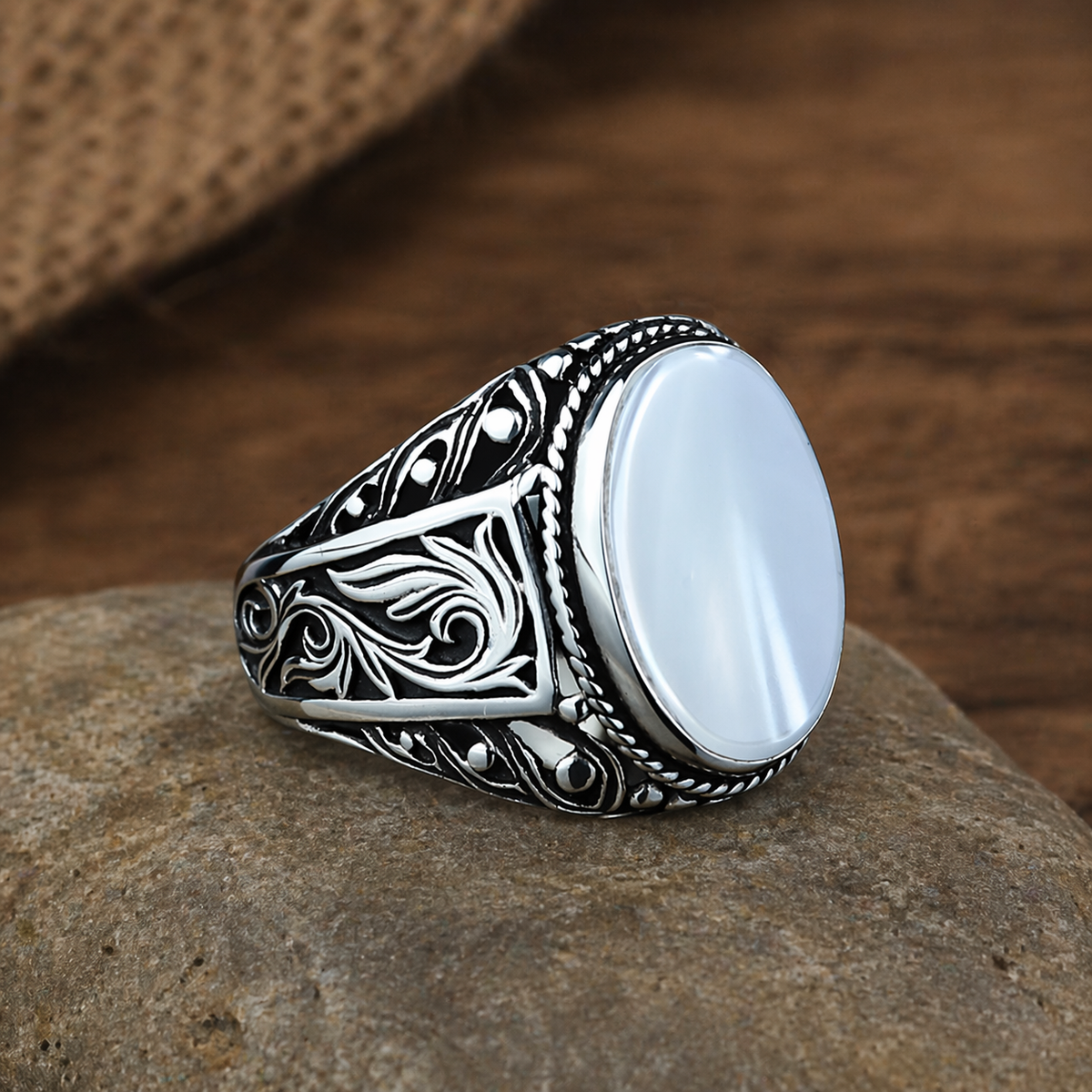 925 Men Sterling Silver Mother Of Pearl Gemstone Signet Ring