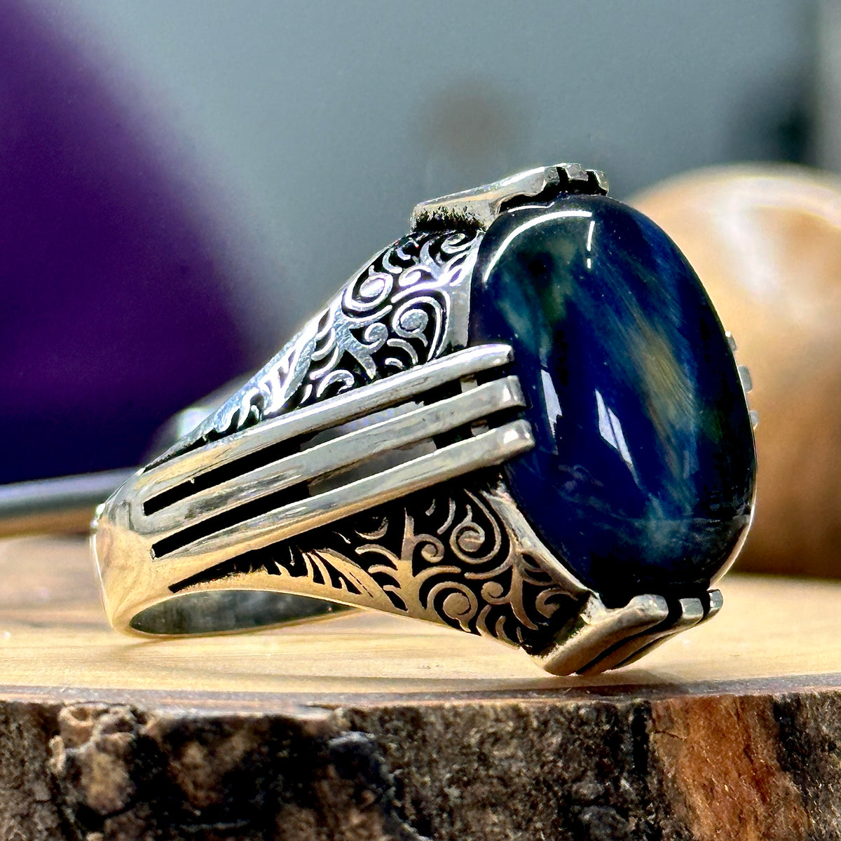 Anillo de hombre hecho a mano estilo otomano con ojo de tigre azul natural