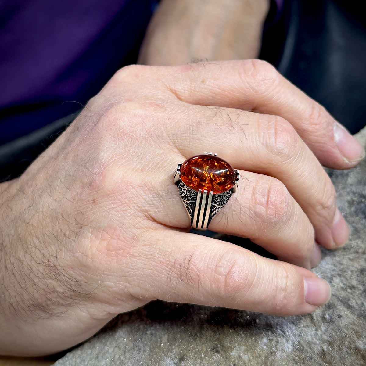 Anillo de piedra preciosa de ámbar natural estilo otomano hecho a mano para hombre