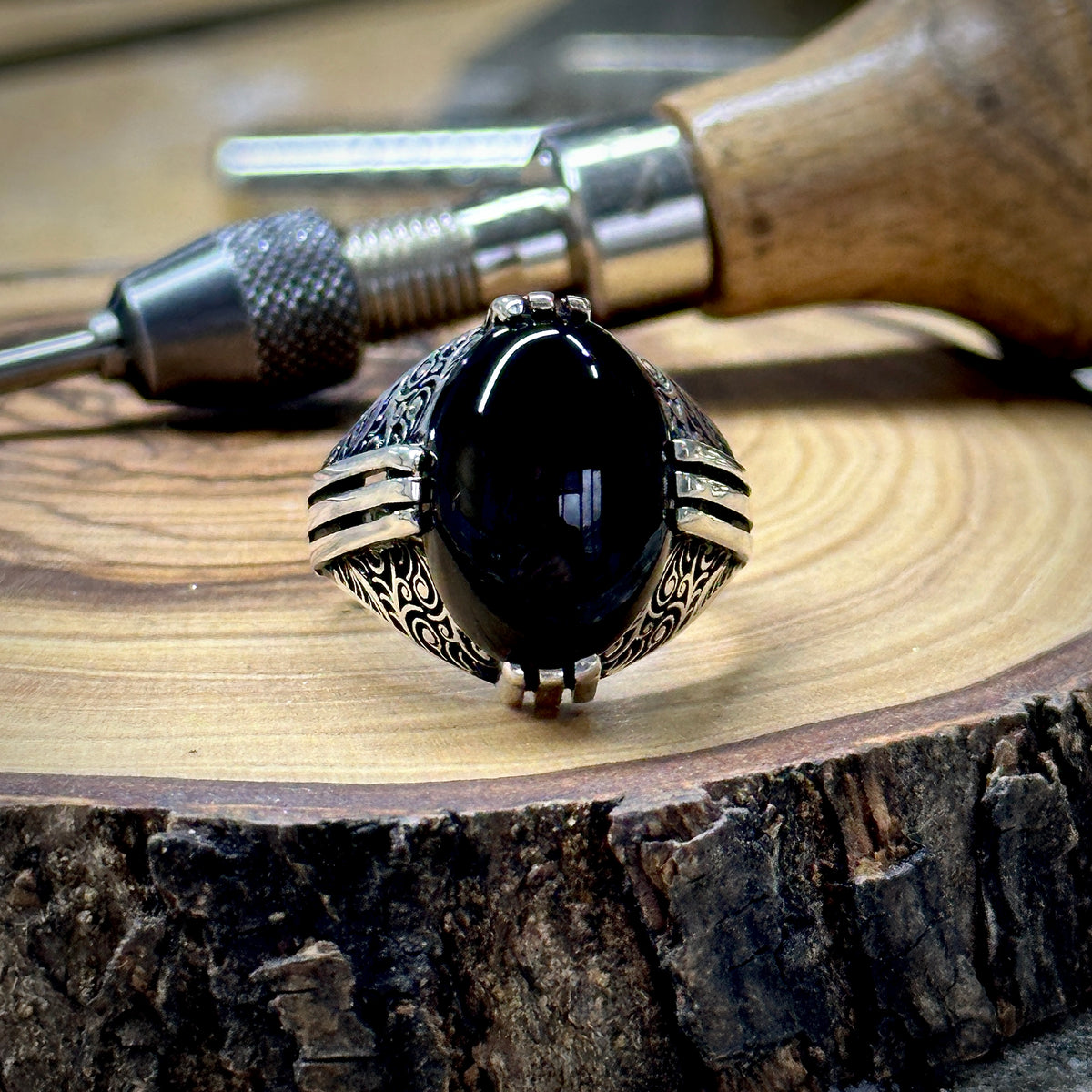 Silberner handgefertigter Ring aus schwarzem Onyx im osmanischen Stil für Männer