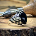 Silberner handgefertigter Ring aus schwarzem Onyx im osmanischen Stil für Männer