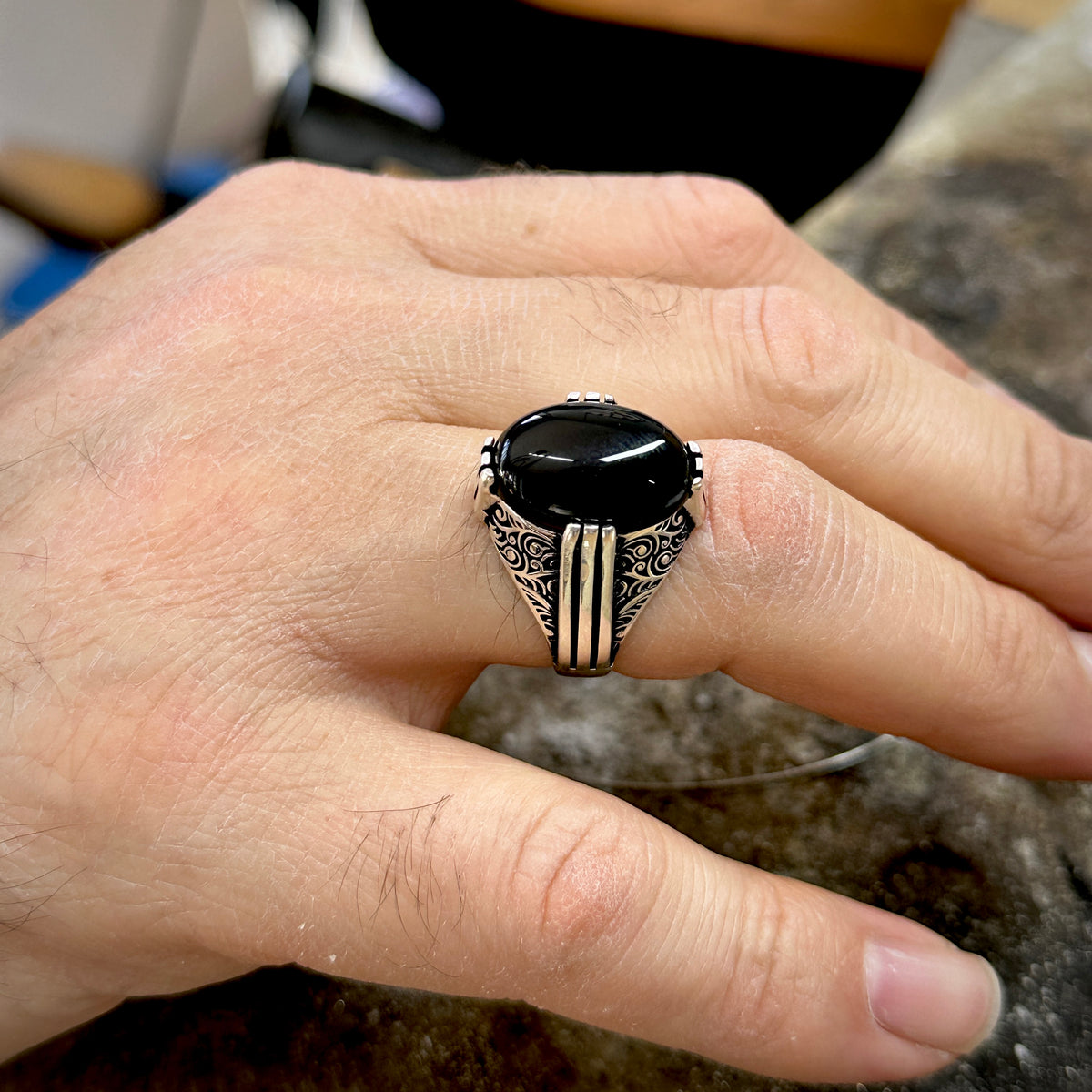 Silberner handgefertigter Ring aus schwarzem Onyx im osmanischen Stil für Männer