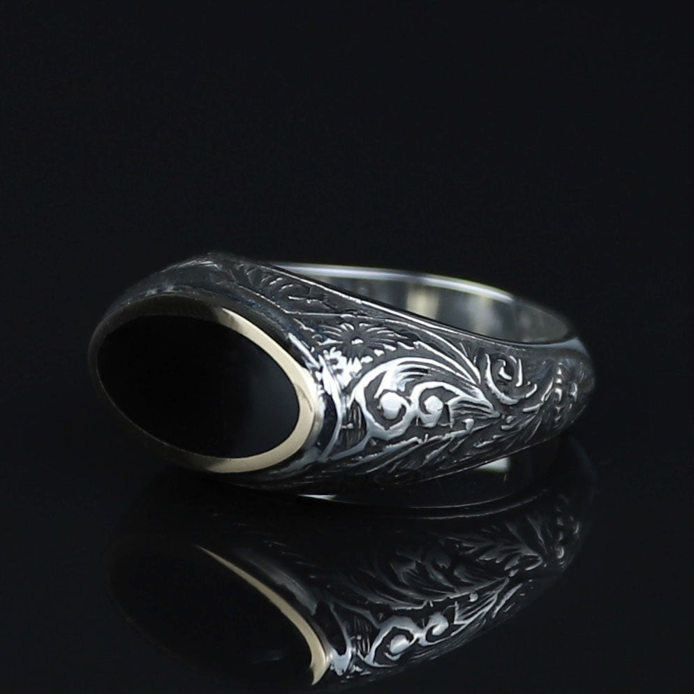 925 Sterling Silver Black Onyx Ring for Men, Vintage Oval Black Stone Signet Ring, Engraved  Style Statement Ring, Intricate Floral Side Design