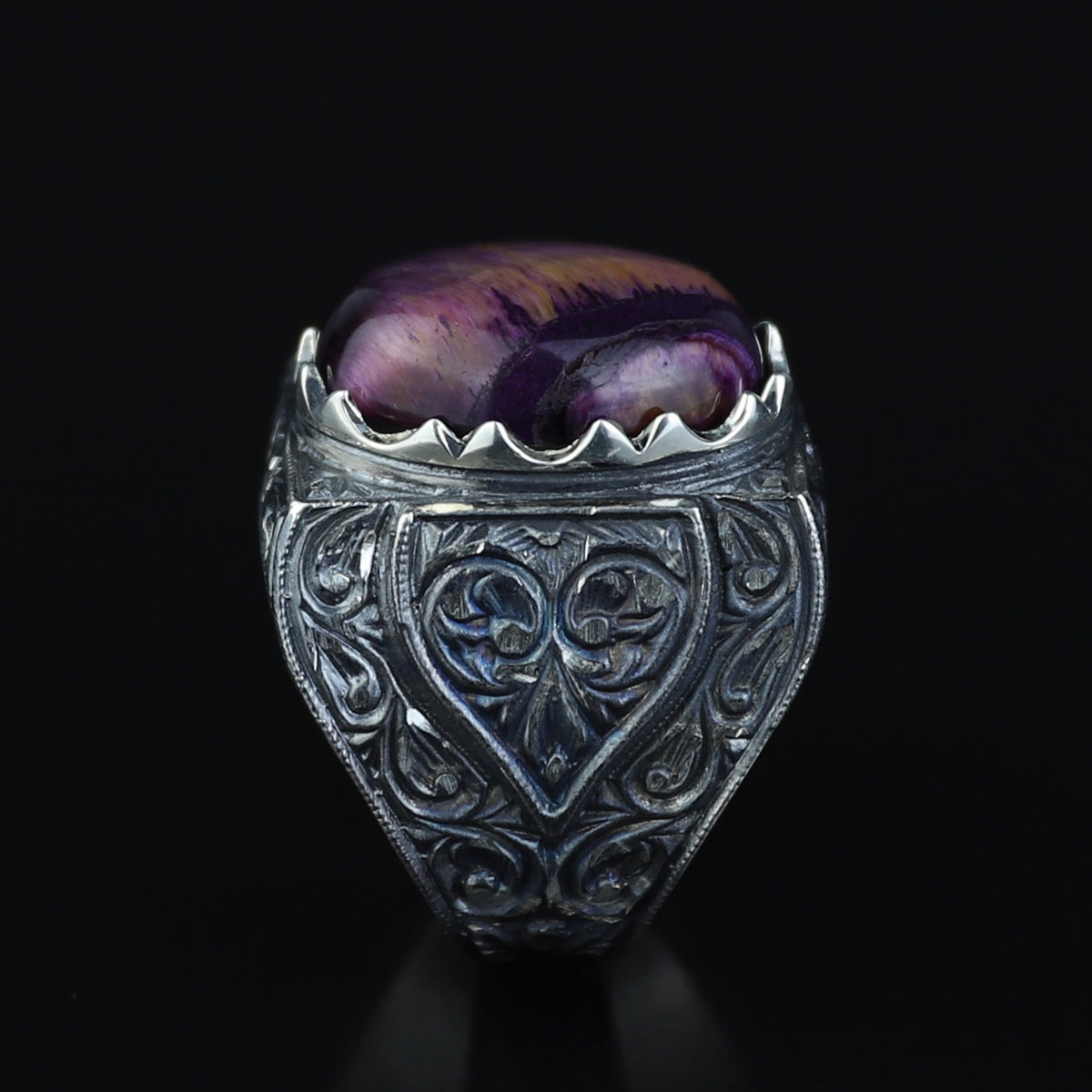 Anillo grabado a mano para hombre con piedra preciosa ojo de tigre púrpura