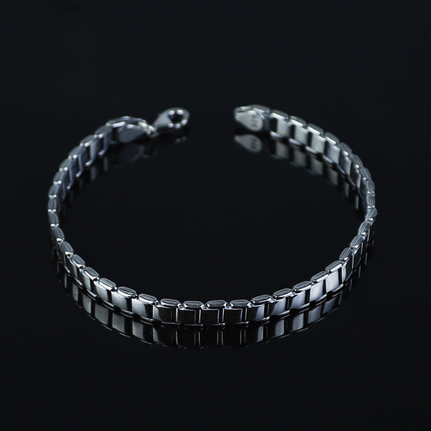 Men Solid Silver Elegant Chain Link Bracelet