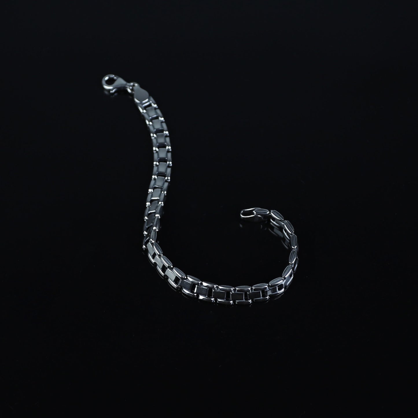 Men Handmade Solid Silver Elegant Chain Bracelet