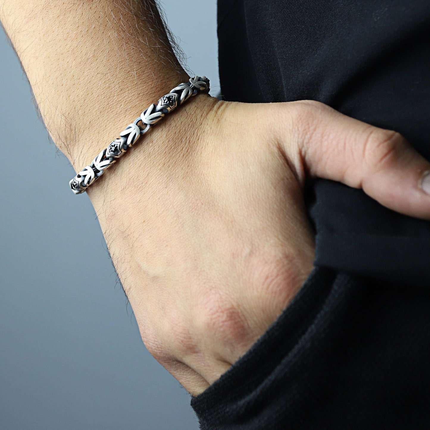 Men Silver 10MM Round Onyx Gemstone Byzantine Chain Bracelet
