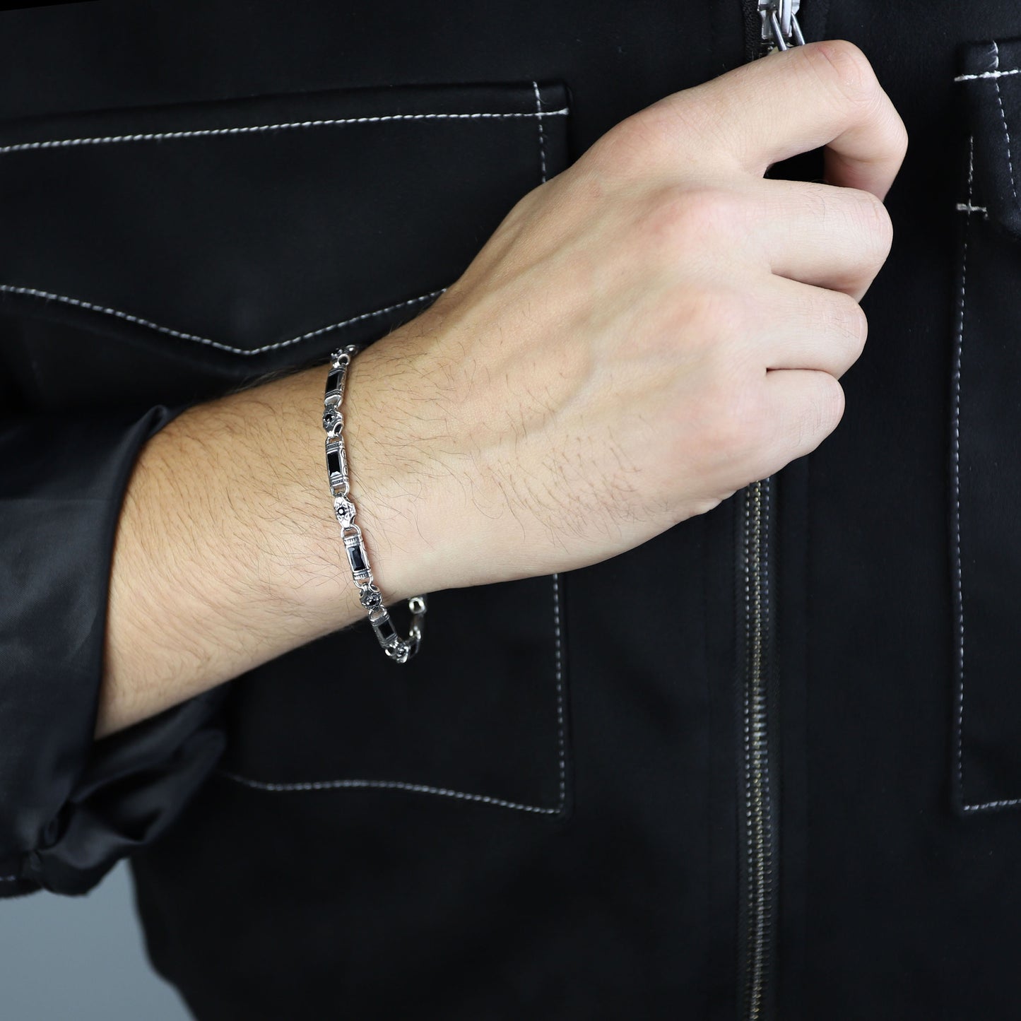 Men Silver Engraved Onyx Gemstone Byzantine Chain