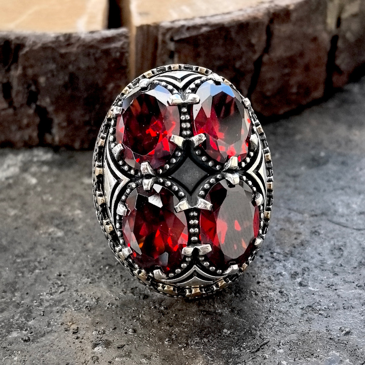 Anillo de plata 925 estilo otomano con piedras preciosas rojas grandes para hombre