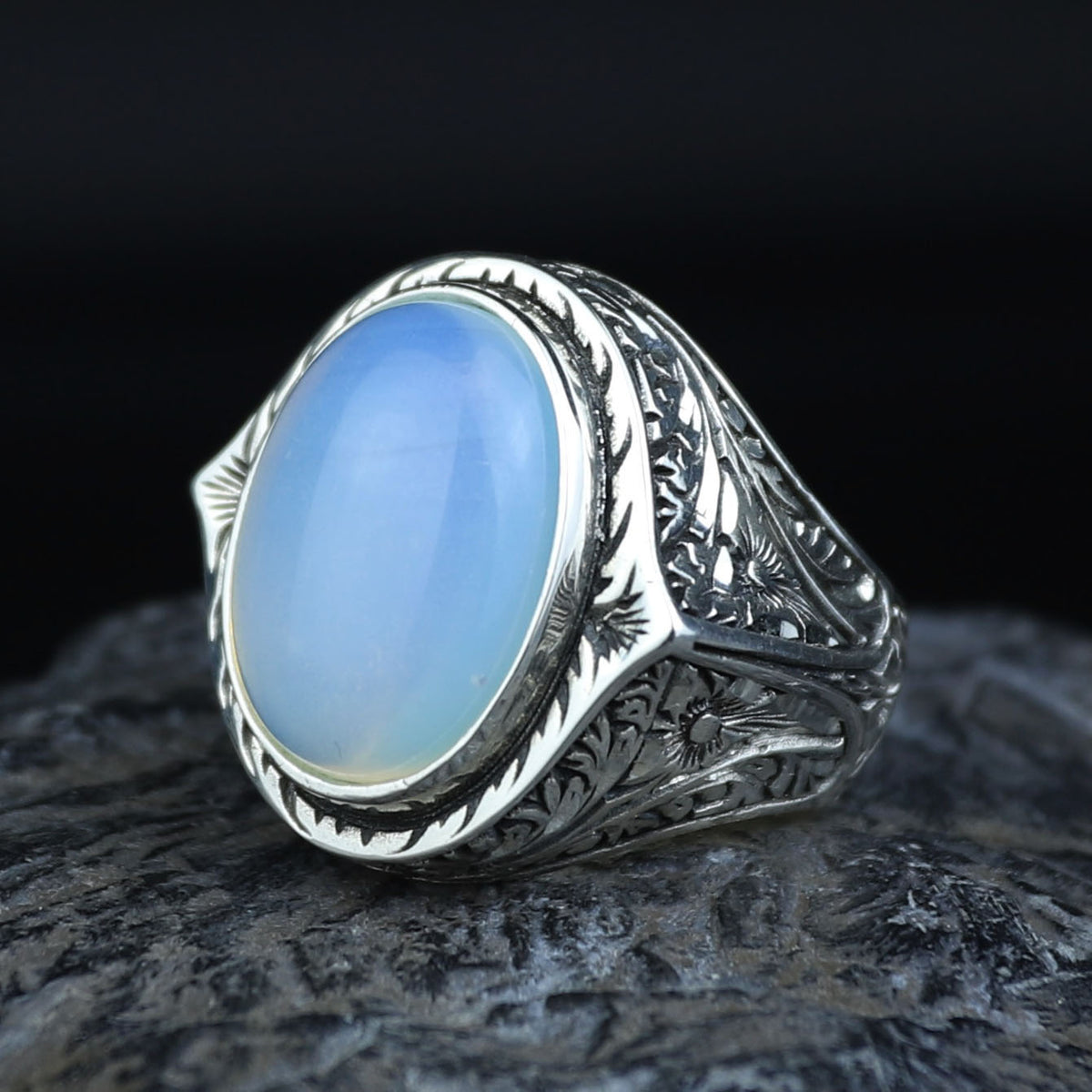 Silver Men Natural Moonstone Ring, Hand-Engraved Moonstone Ring, Rainbow Moonstone Ring , Handmade Silver Ring, 925k Sterling Silver Ring