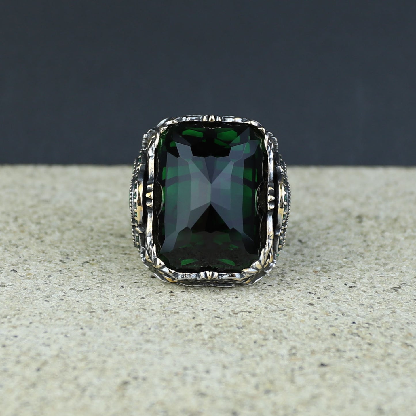 Men Handmade Large Green Emerald Gemstone Silver Ring