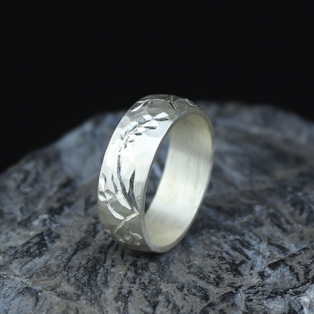 925 Silver Floral Engraved Ring, Nature Inspired Engraved Silver Ring, Handmade Turkish Jewelry, Vintage Hammered Band Ring, Wide Band Ring
