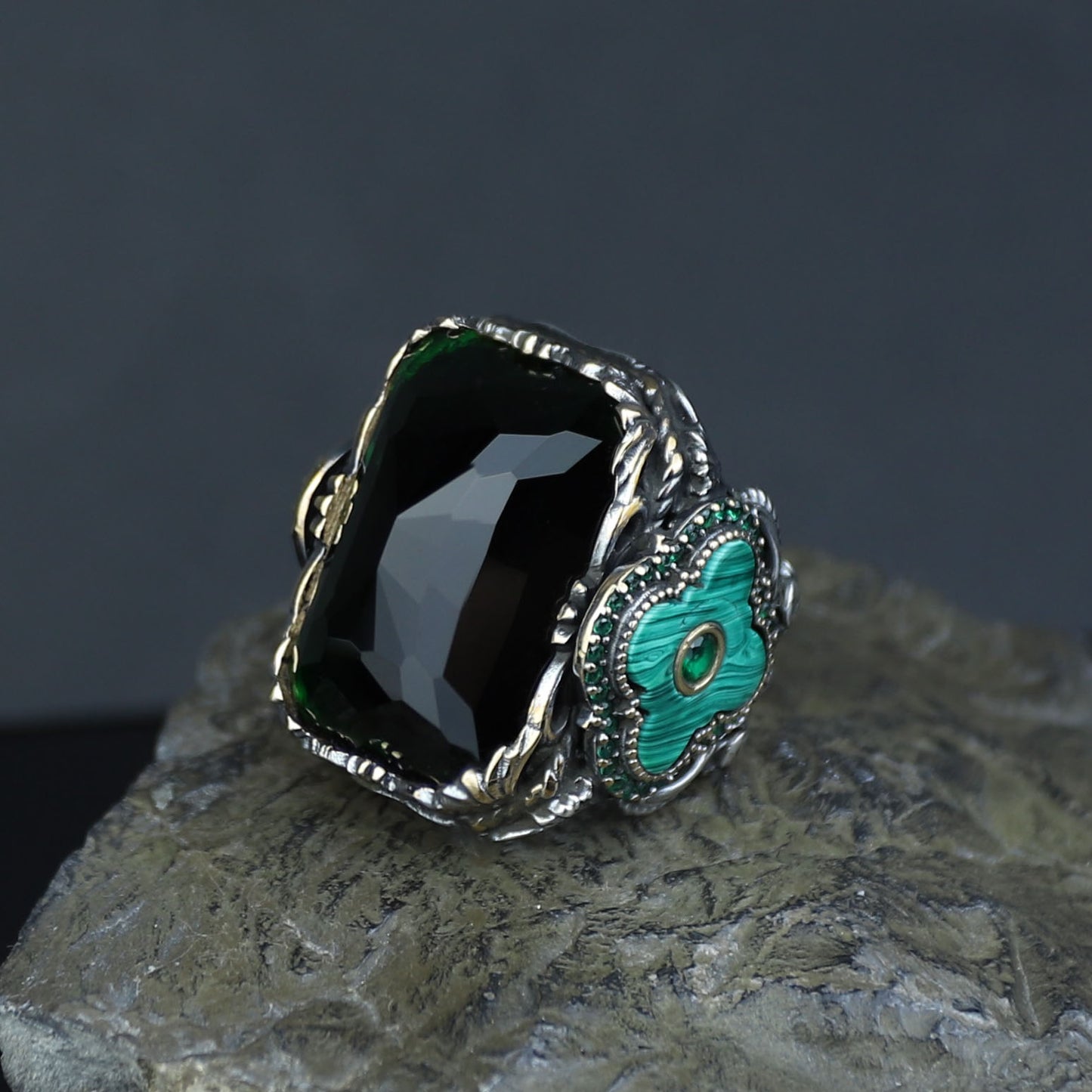 Men Handmade Large Green Emerald Gemstone Silver Ring