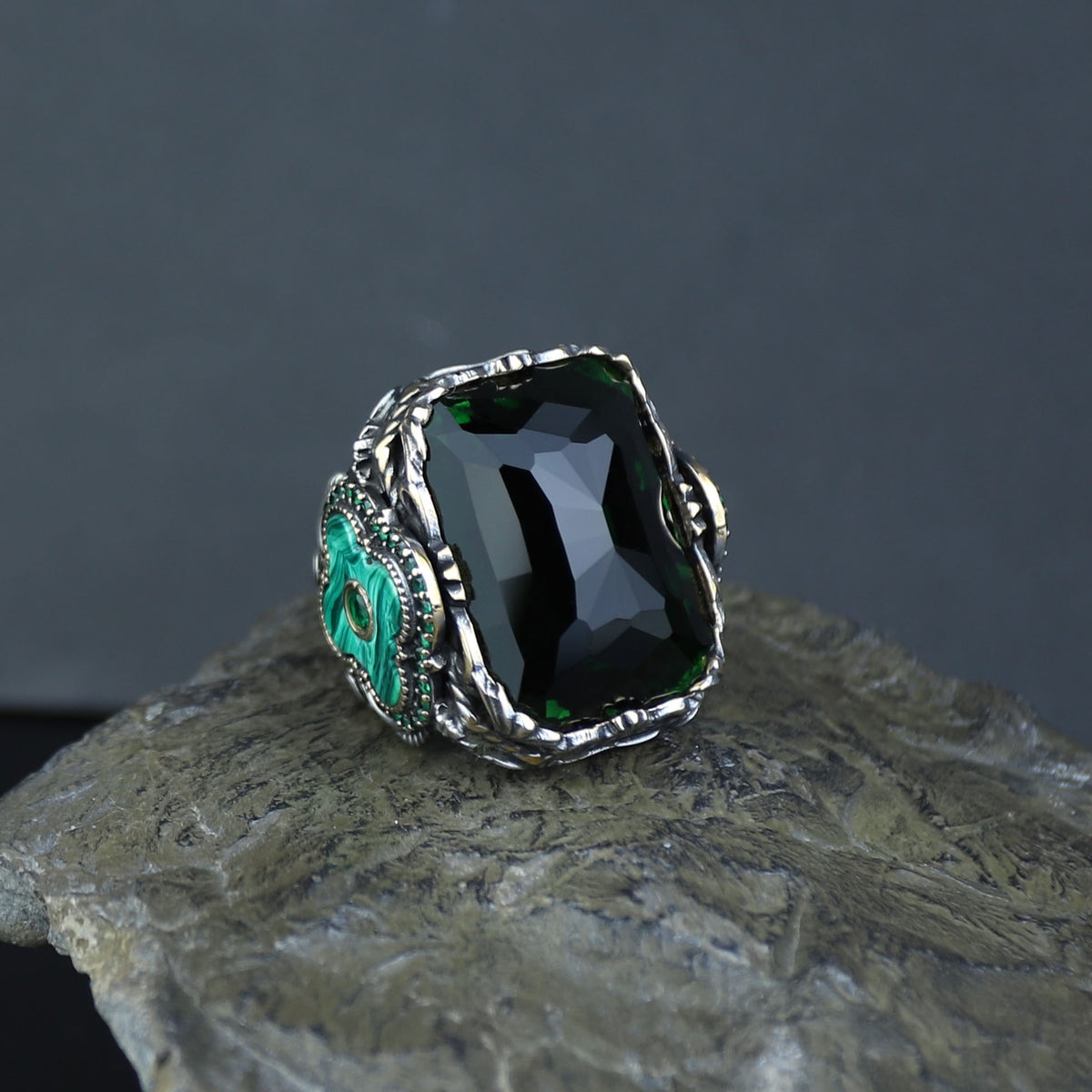 Men Handmade Large Green Emerald Gemstone Silver Ring