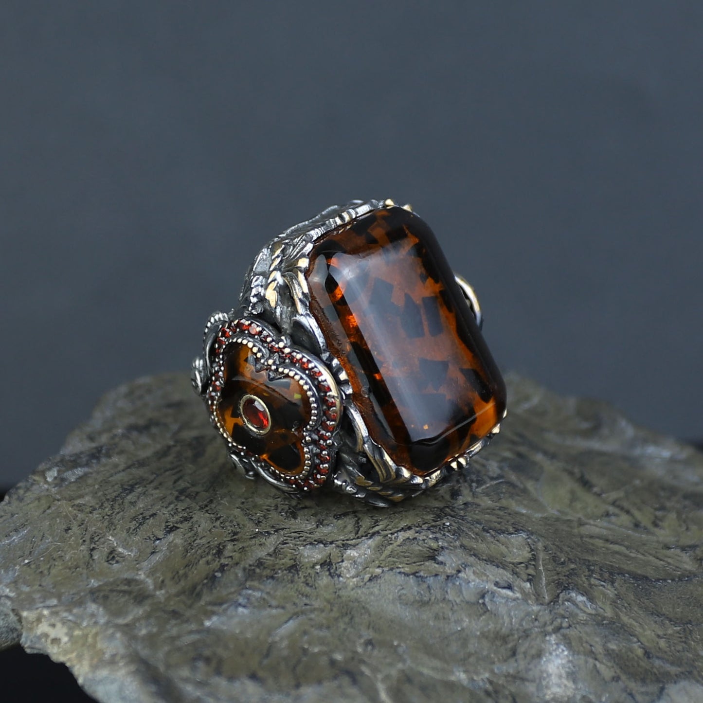 Men Handmade Ottoman Style Large Natural Amber Ring