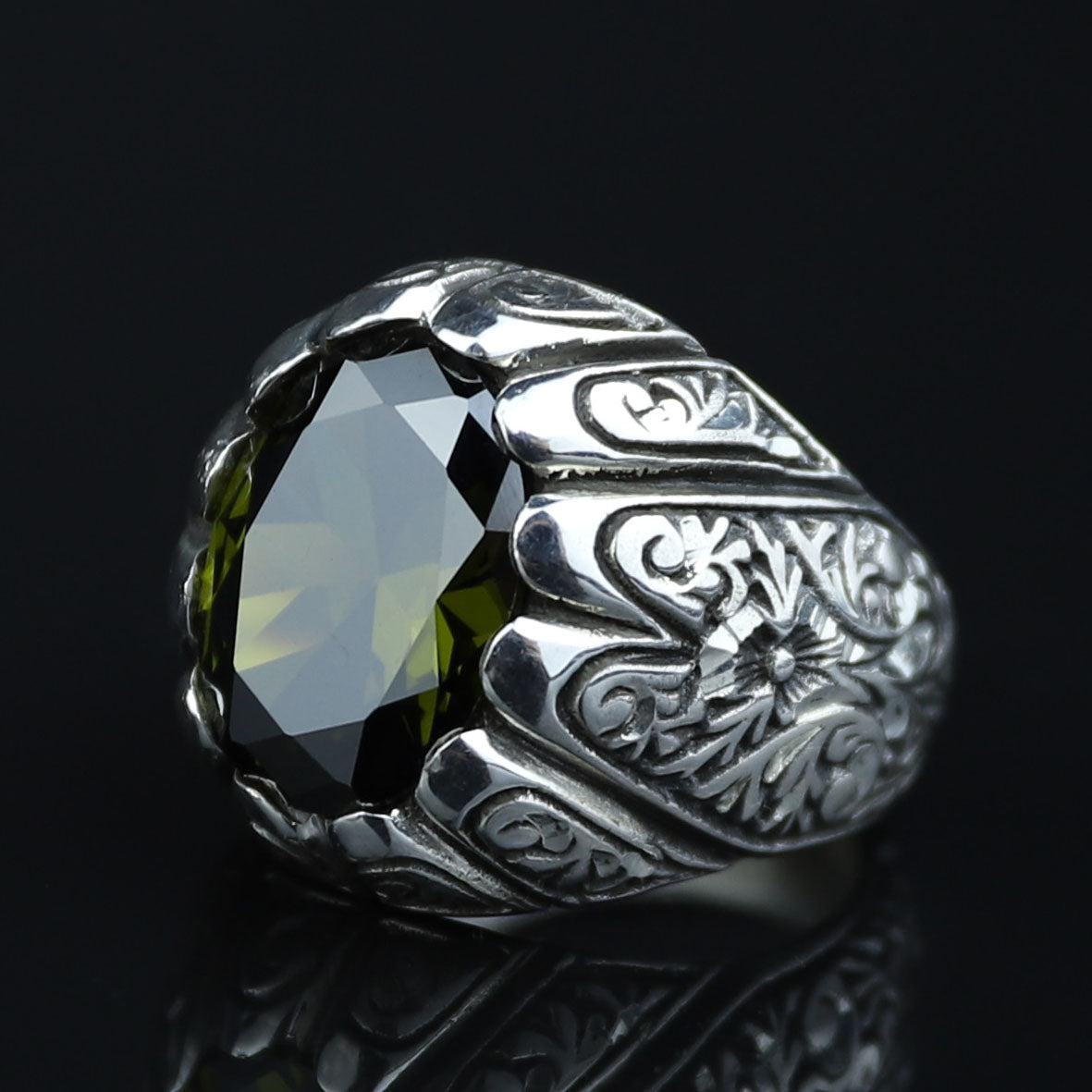 925 Sterling Silver Peridot Ring for Men – Vintage Ottoman Signet Style