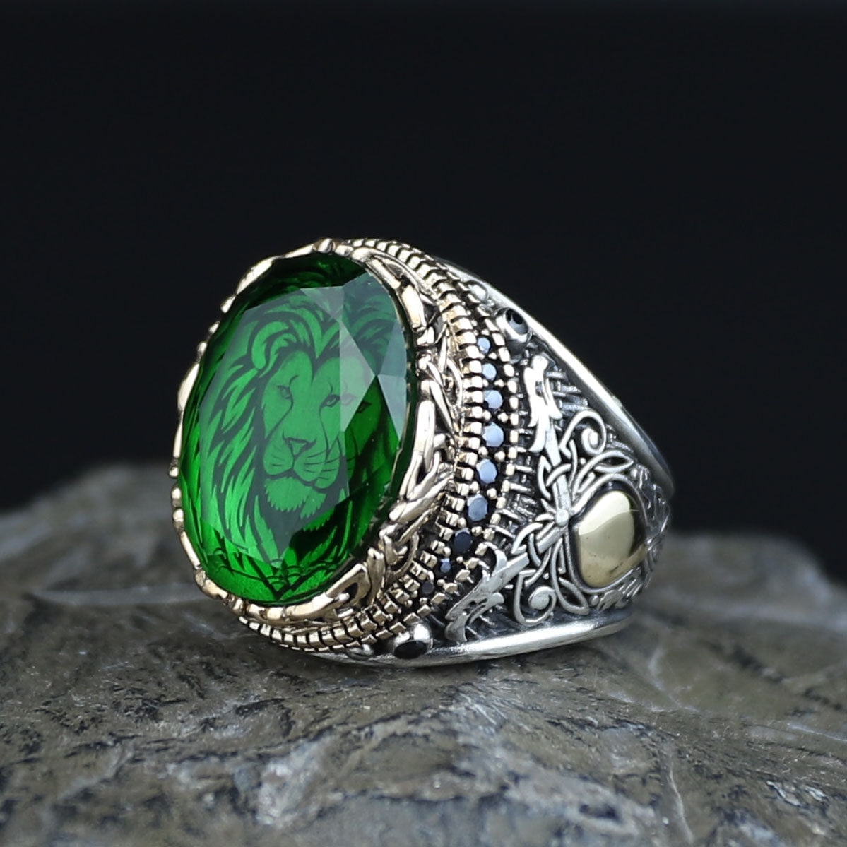 925 Silver Zodiac Leon Signet Ring, Emerald Stone Lion Head Ring, Handmade Silver Zodiac Ring, 925k Sterling Silver Ring, Ring For Men