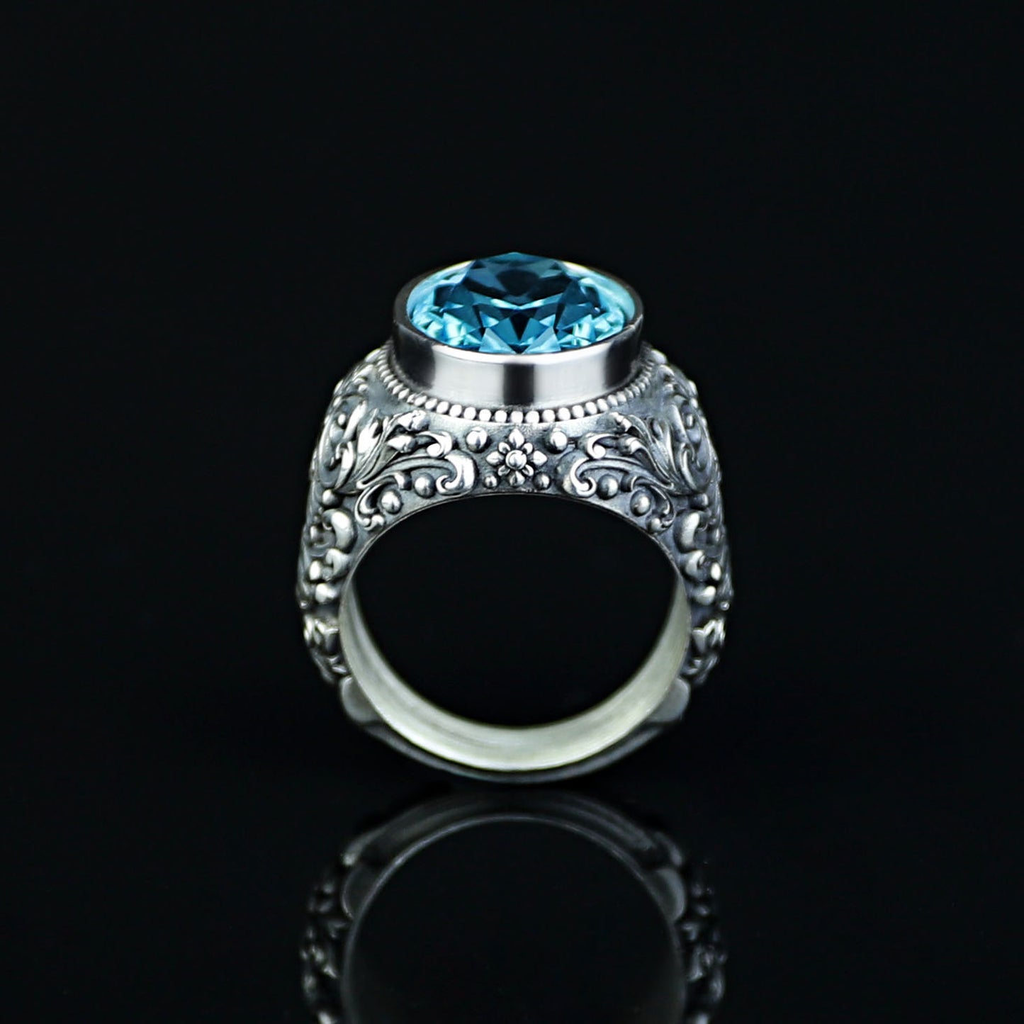 Men Silver Handmade Engraved Aquamarine Gemstone Ring