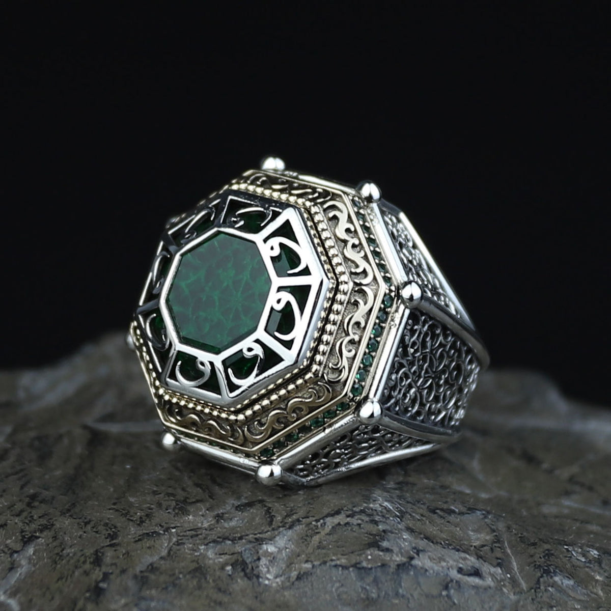Men Islamic Vintage Emerald Stone Ring, Round Engraved Green Stone Ring, Turkish Handmade Ring, Ottoman Style Ring, 925k Silver Ring