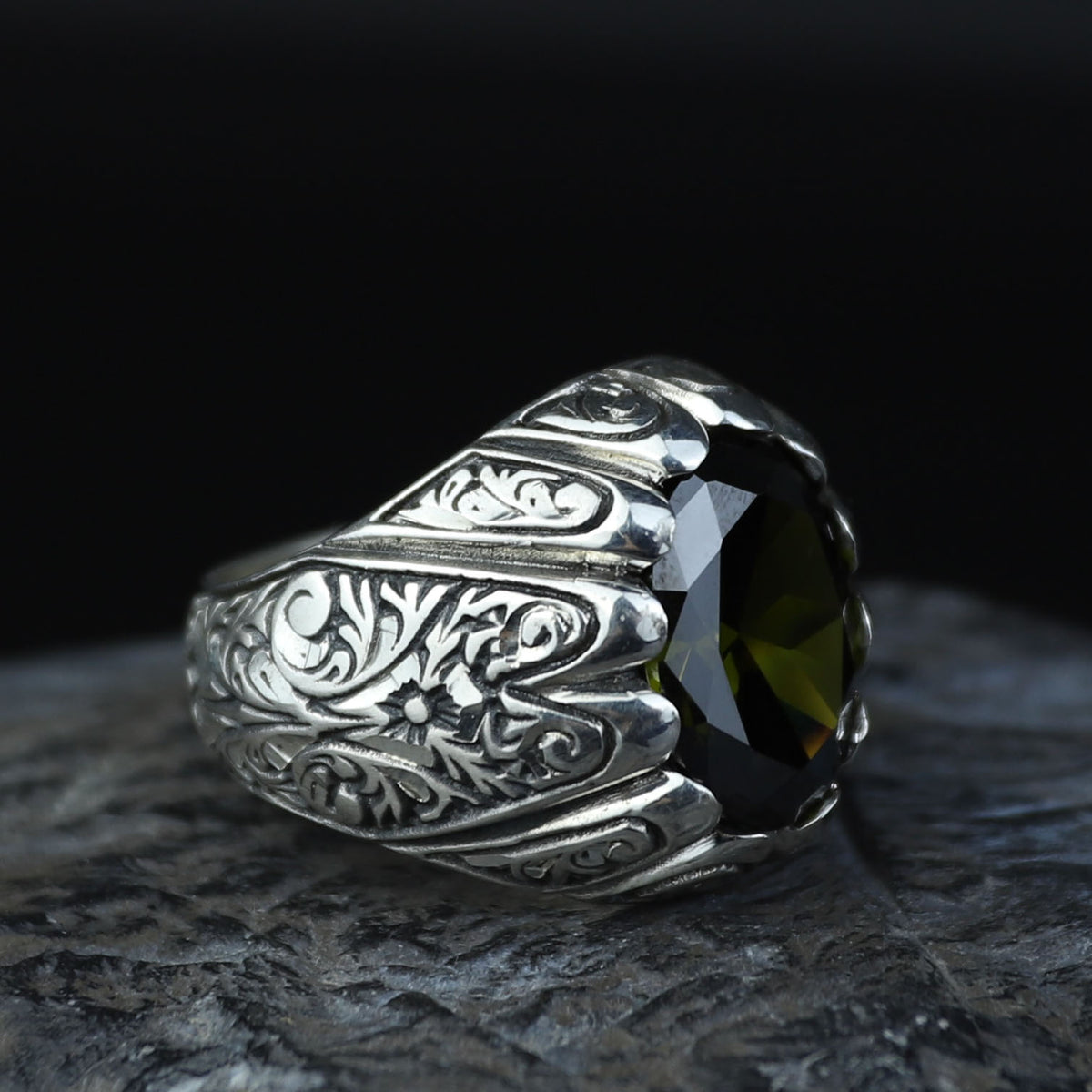 925 Sterling Silver Peridot Ring for Men – Vintage Ottoman Signet Style