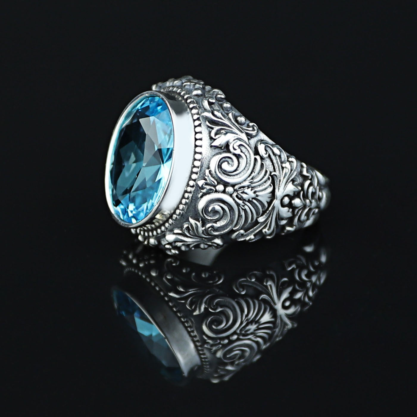 Men Silver Handmade Engraved Aquamarine Gemstone Ring