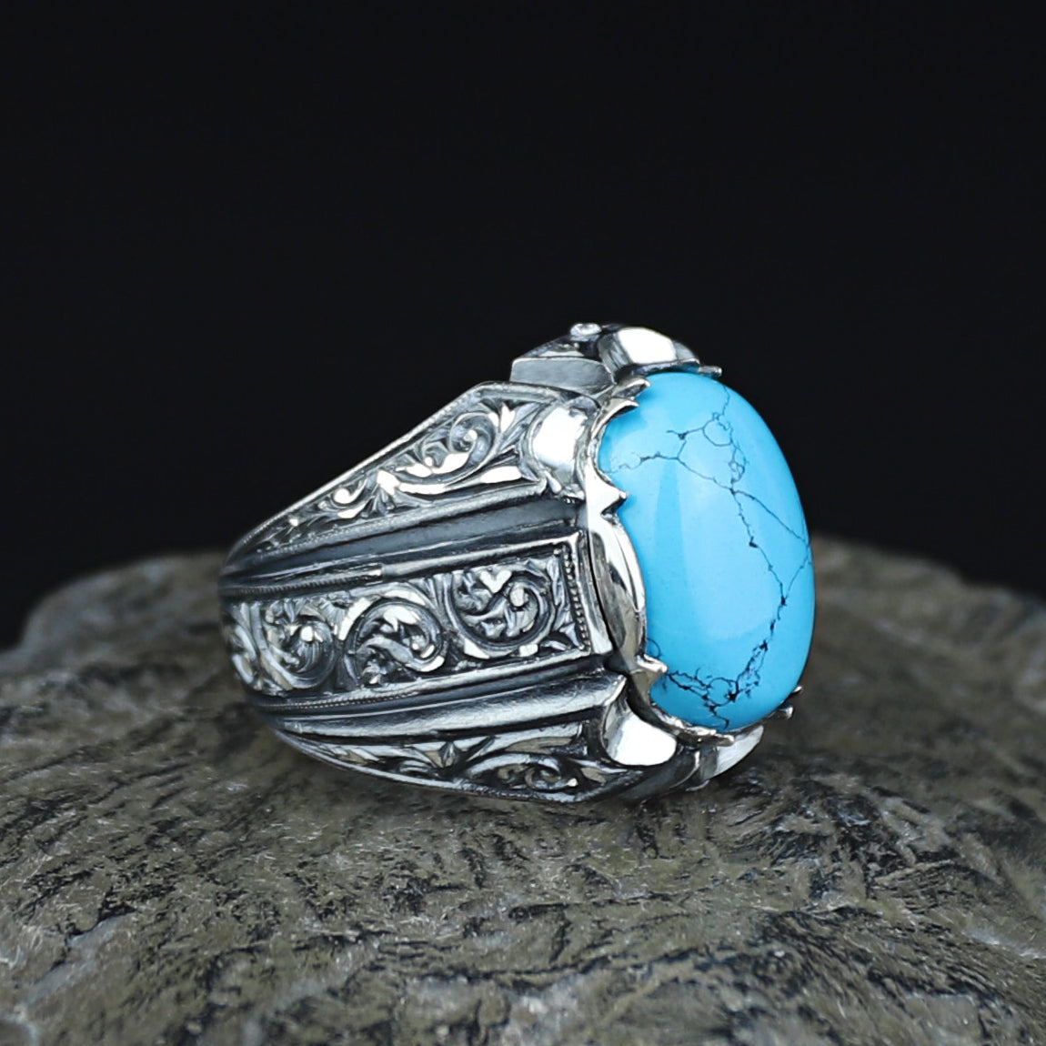925 Men Handmade Natural Blue Turquoise Gemstone Engraved Ring