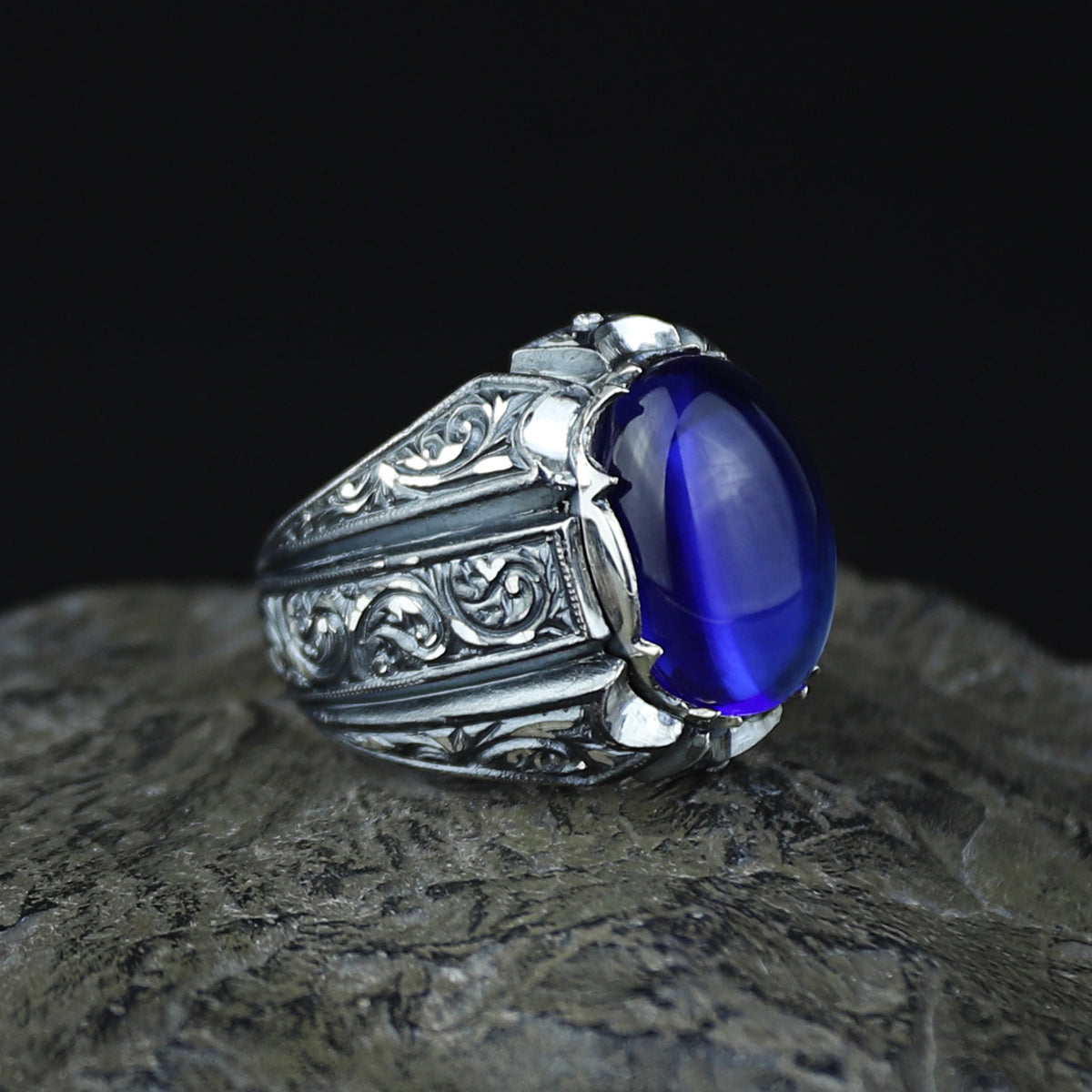 Men Handmade Engraved Blue Sapphire Gemstone Signet Ring