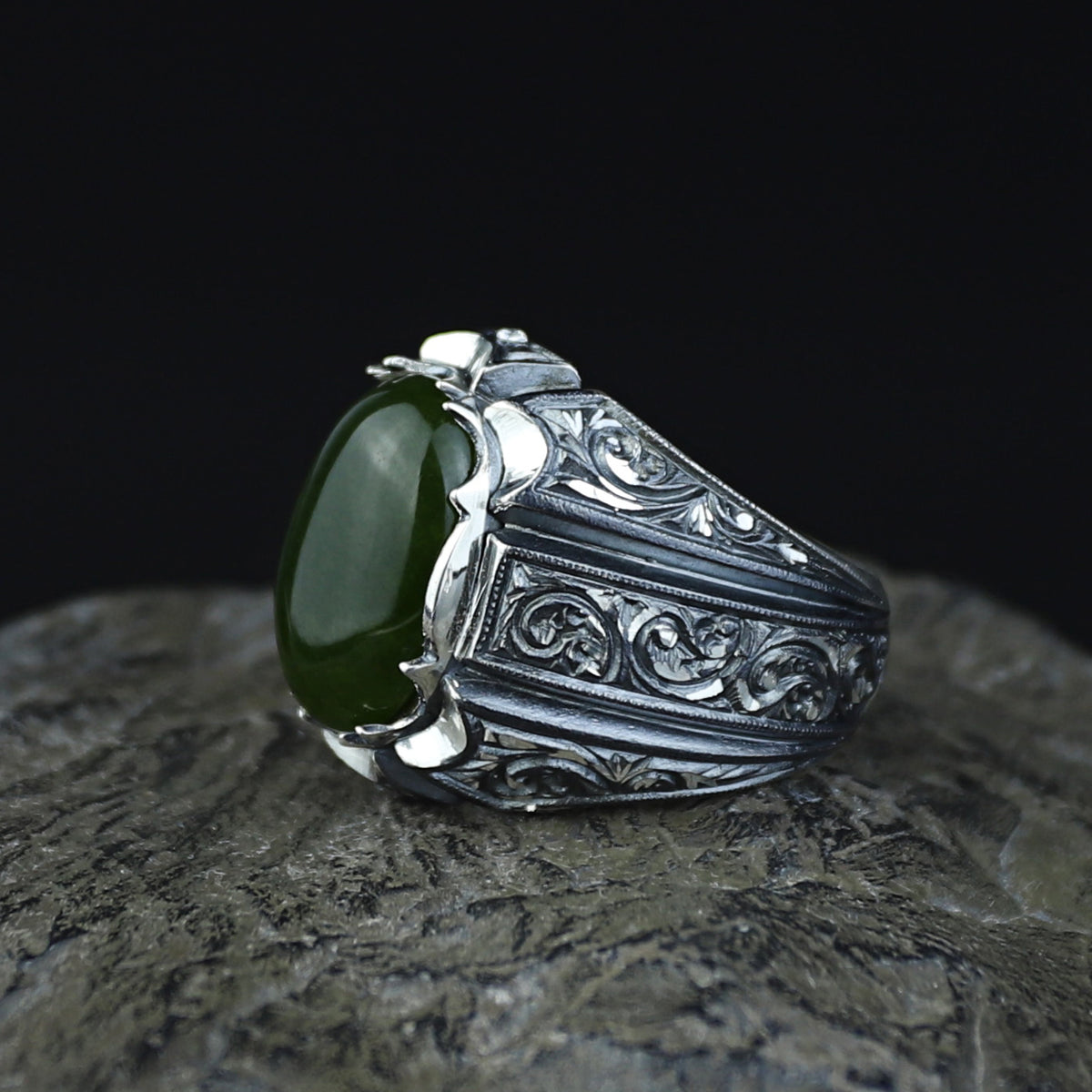925 Men Silver Handmade Green Jade Gemstone Ottoman Style Ring