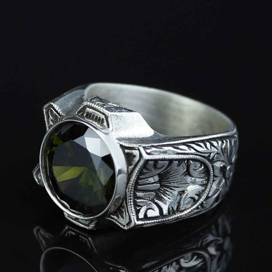 925 Sterling Silver Peridot Ring for Men – Vintage Ottoman Signet Style