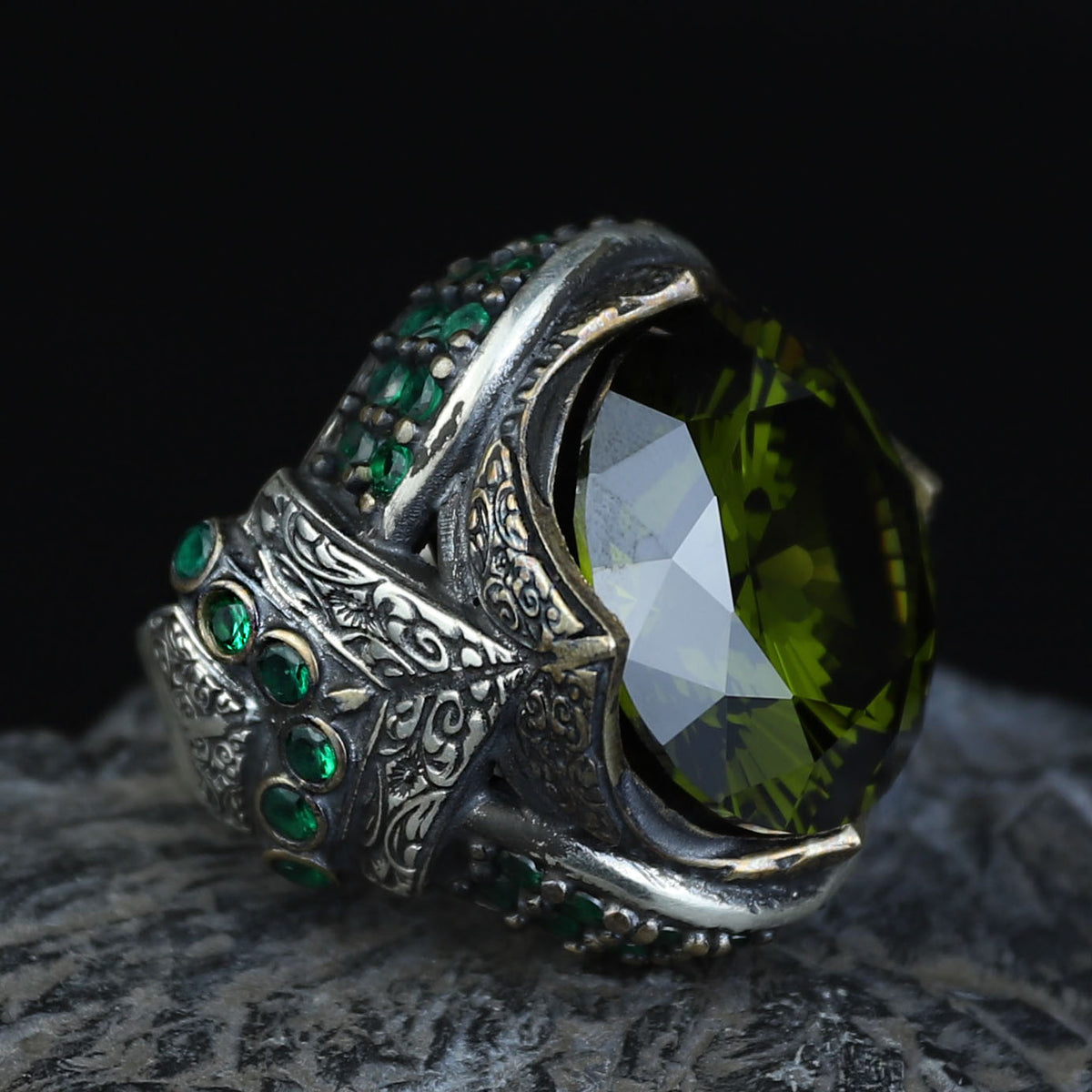925 Sterling Silver Peridot Ring for Men – Vintage Ottoman Style