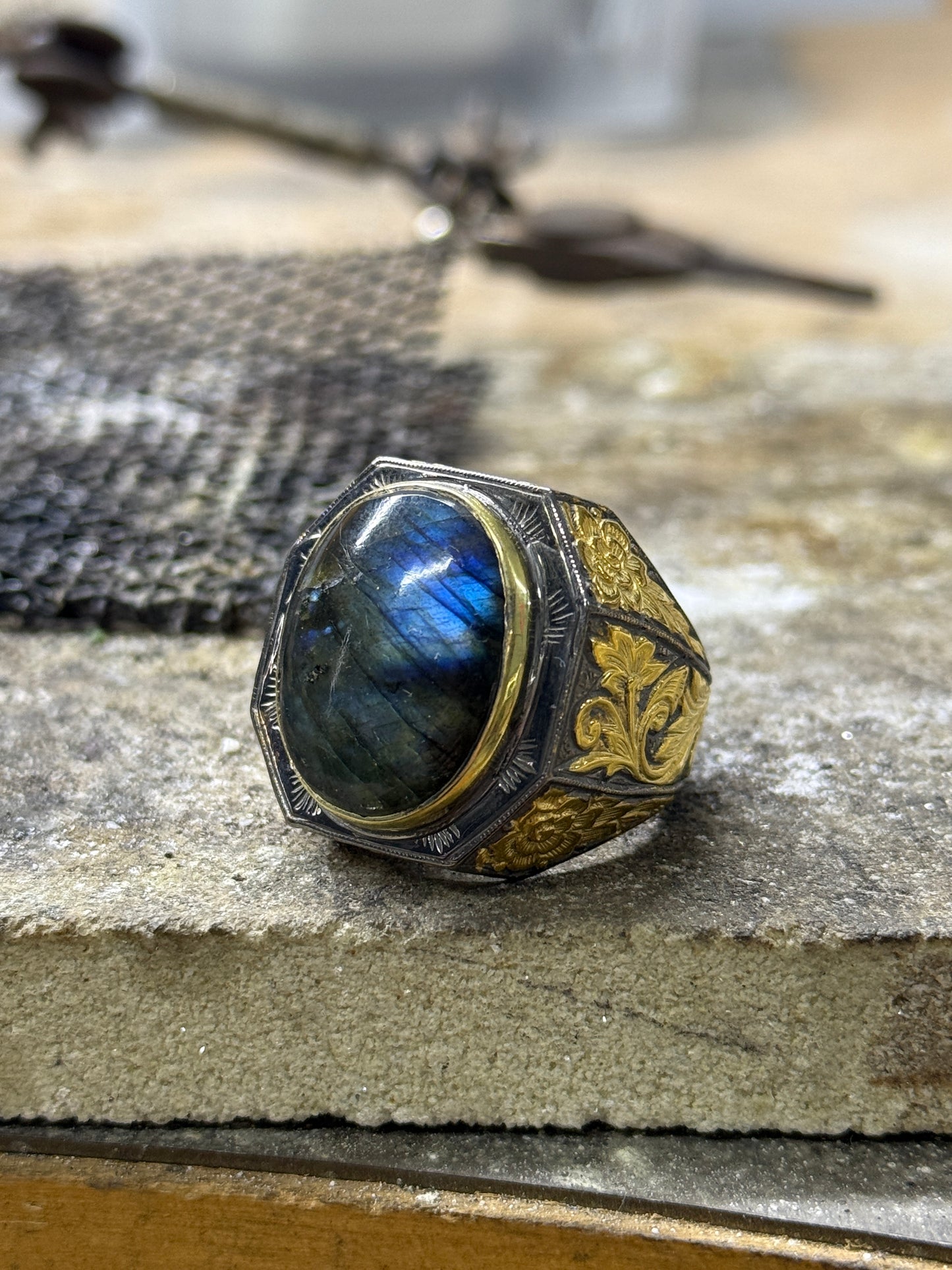 Men Silver Handmade Gold Plated Natural Labradorite Engraved Ring