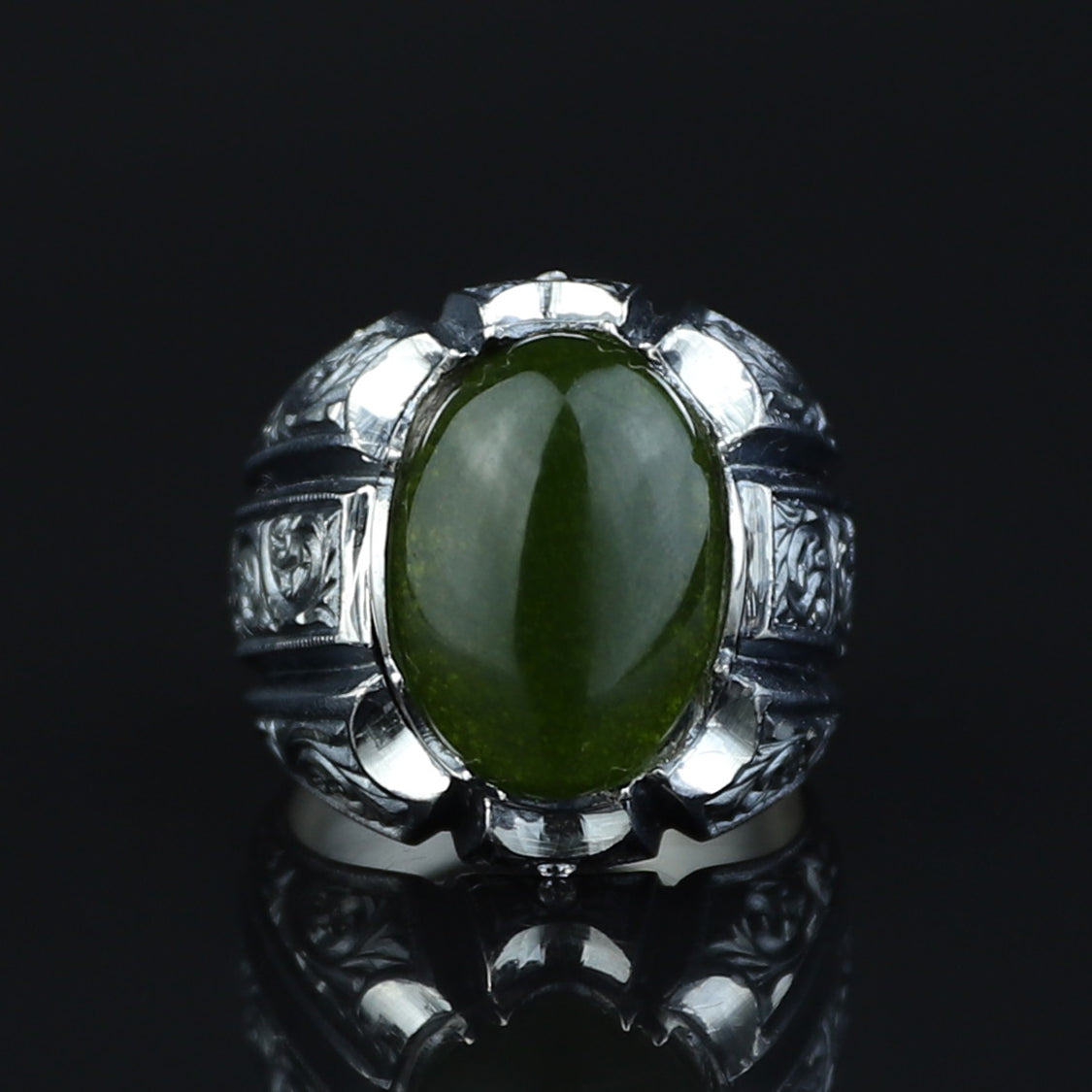 925 Men Silver Handmade Green Jade Gemstone Ottoman Style Ring