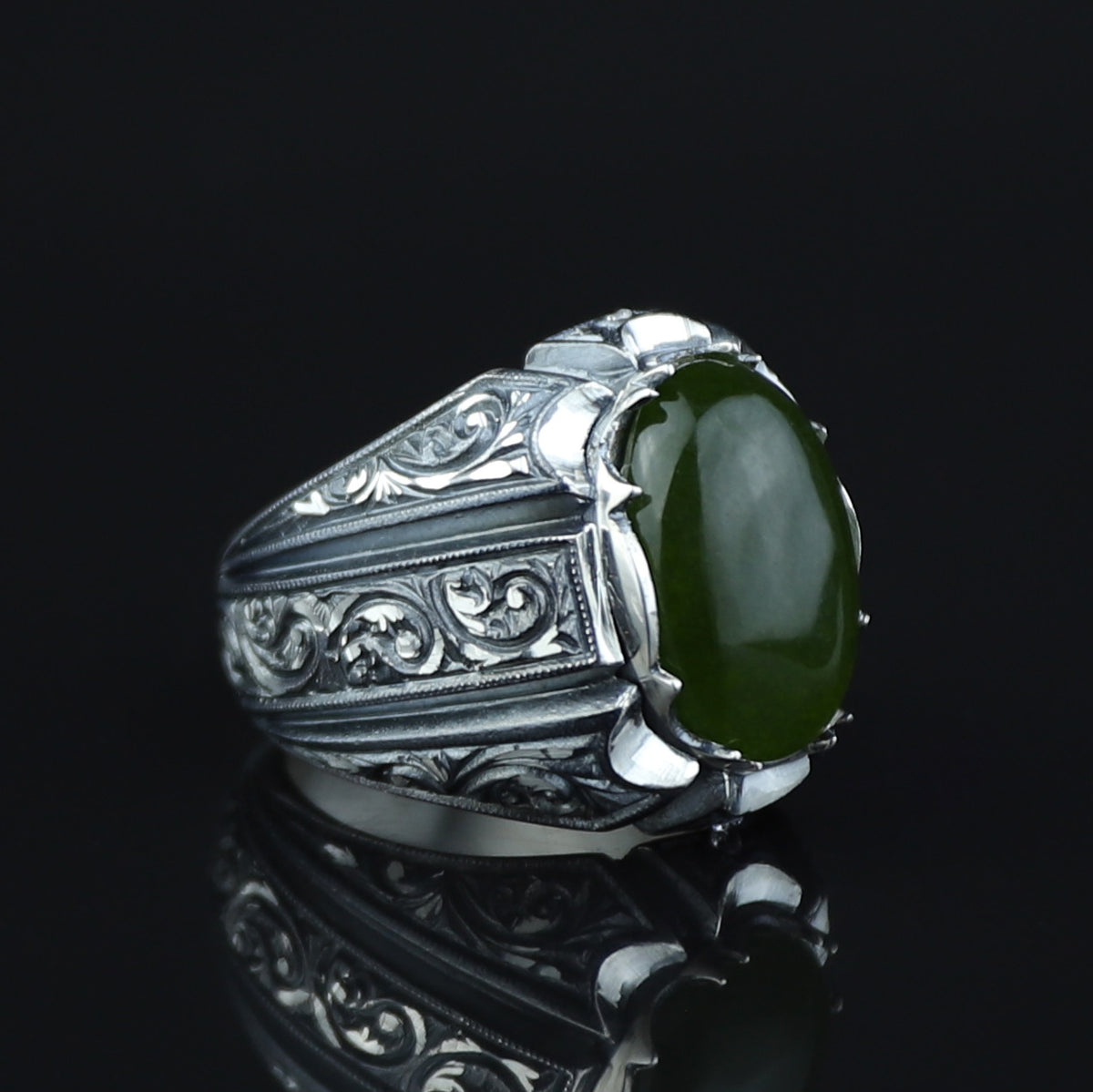 925 Men Silver Handmade Green Jade Gemstone Ottoman Style Ring
