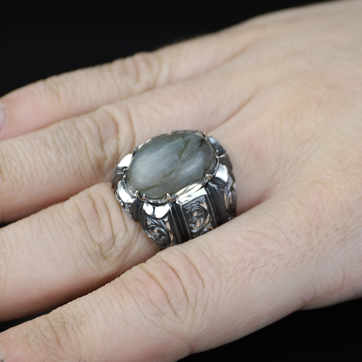 925 Silver Handmade Labradorite Gemstone Ottoman Style Ring