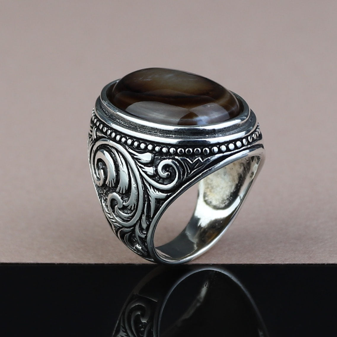 Men Handmade Engraved Tiger Eye Gemstone Ring