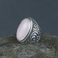 Herrenring aus Sterlingsilber mit graviertem rosa Quarz-Edelstein
