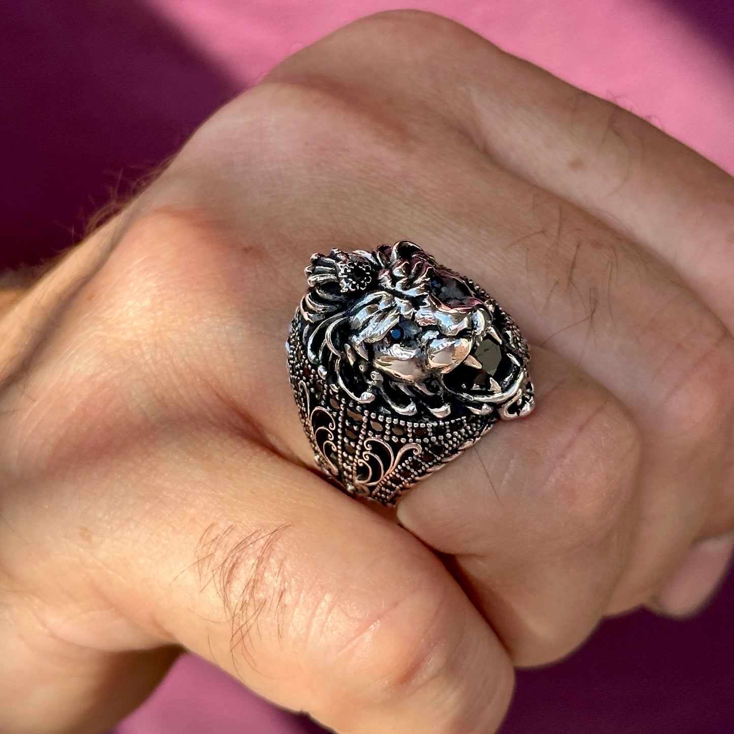 Silver Black Stone Leon Head Animal Ring