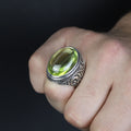 Anillo de plata de ley 925 con gema de peridoto verde para hombre