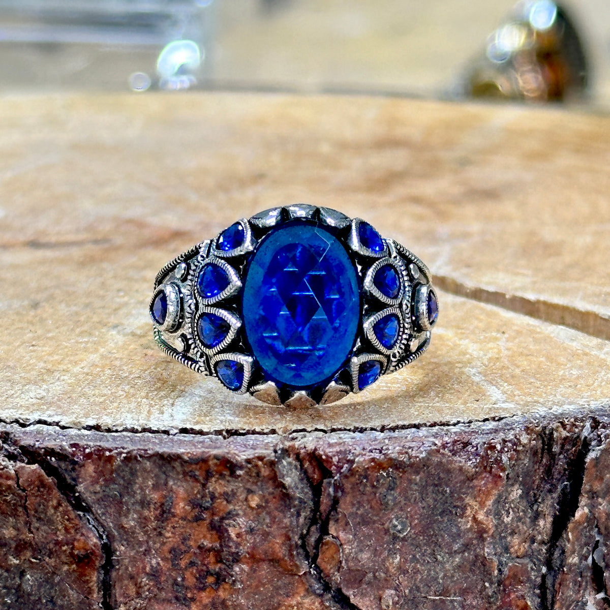 Handgemachter minimalistischer Saphirring im osmanischen Stil für Männer