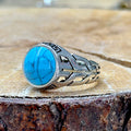 Handgemachter minimalistischer Ring mit rundem Türkisstein für Männer