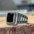 Anillo cuadrado de plata con piedras preciosas de ónix negro para hombre