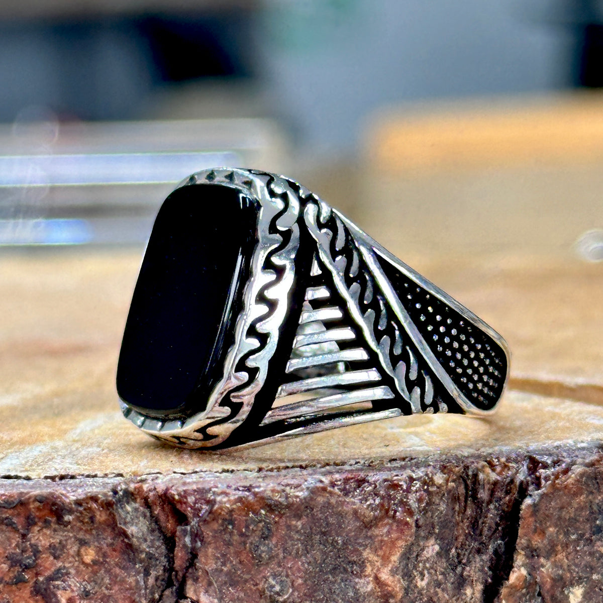 Handgemachter Silberring mit schwarzem Onyx-Edelstein für Männer