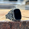 Anillo de ónix con corona de rey cuadrado hecho a mano para hombre
