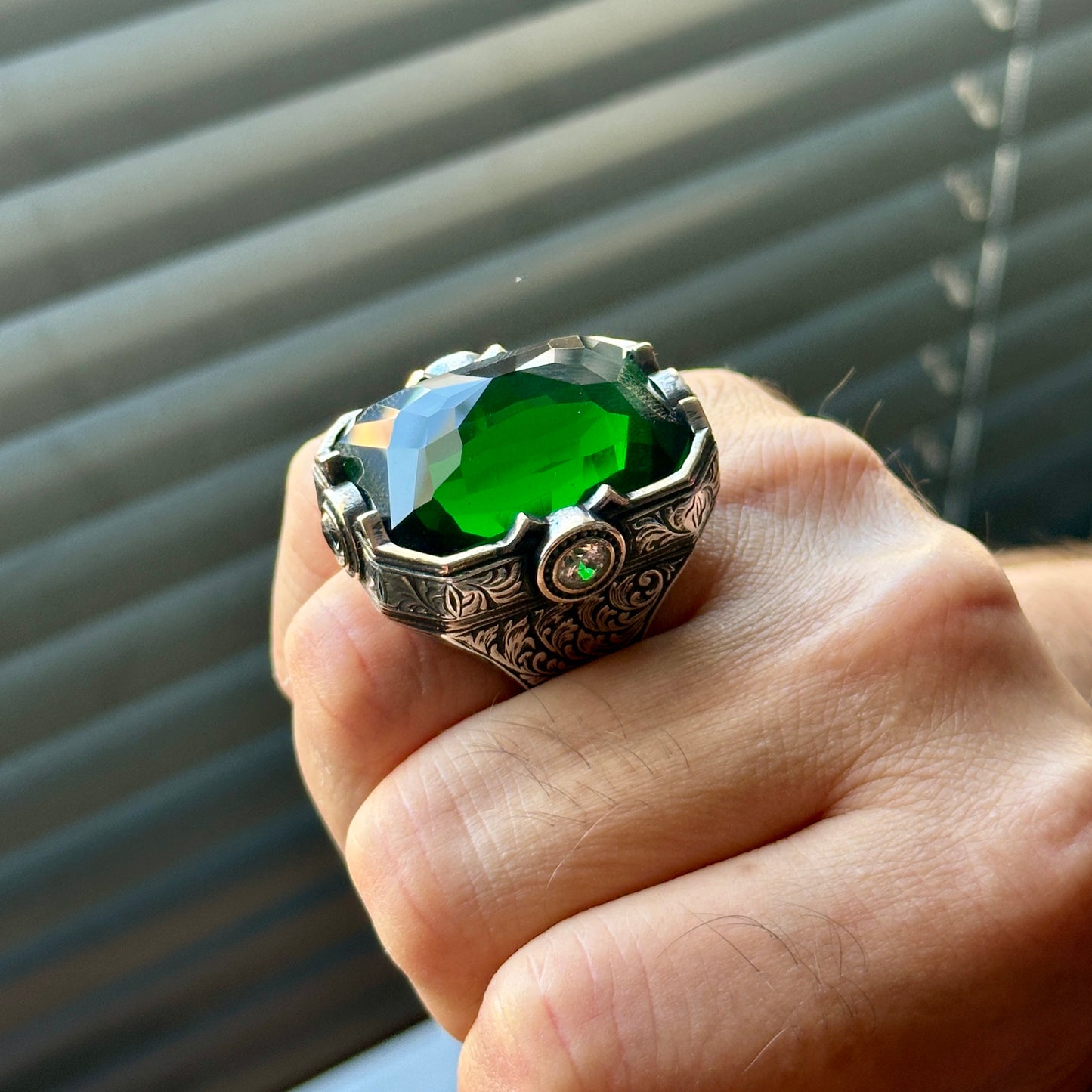 Men Silver Large Green Zircon Emerald Gemstone Ring