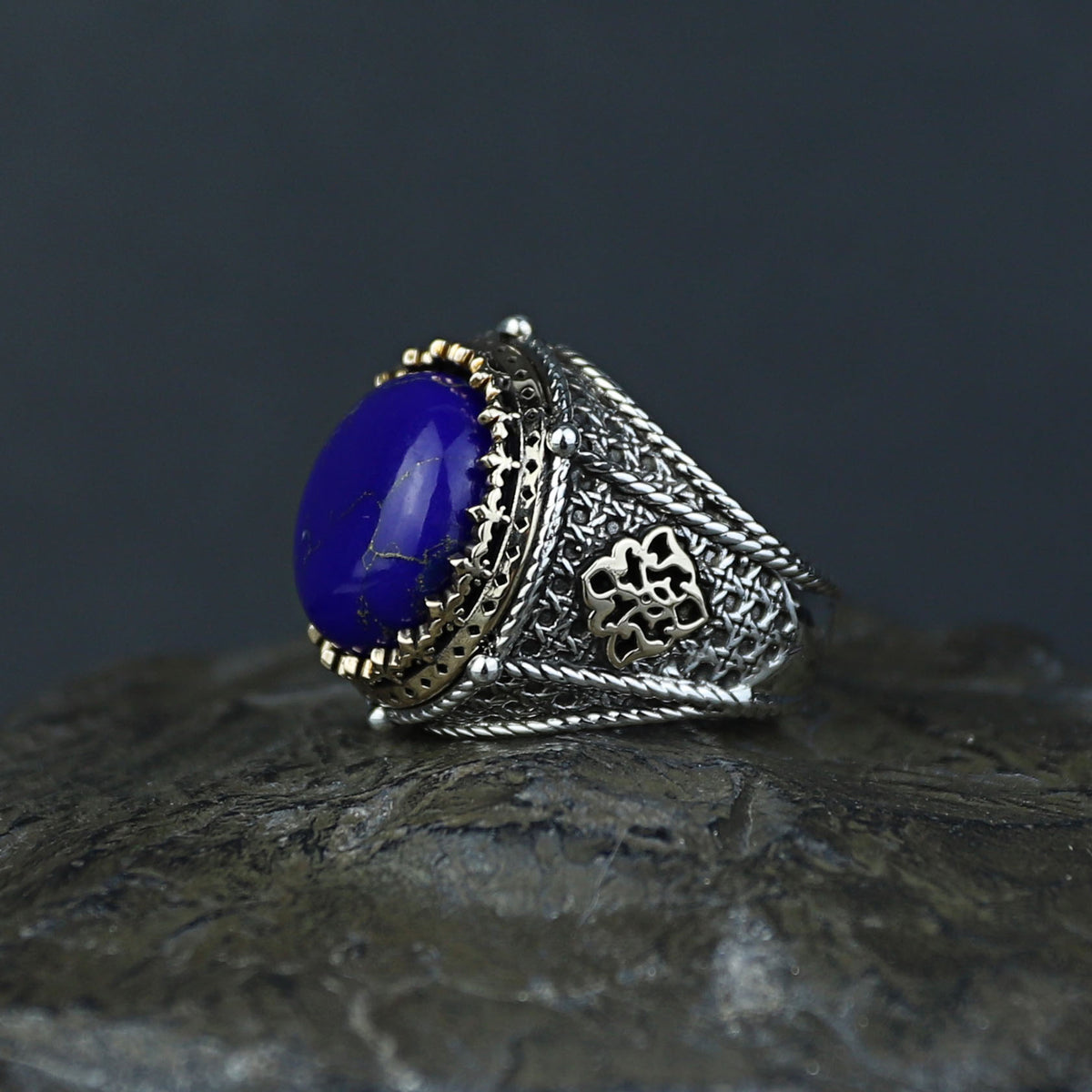925 Sterling Silver Round Natural Lapis Lazuli Ottoman Style Ring