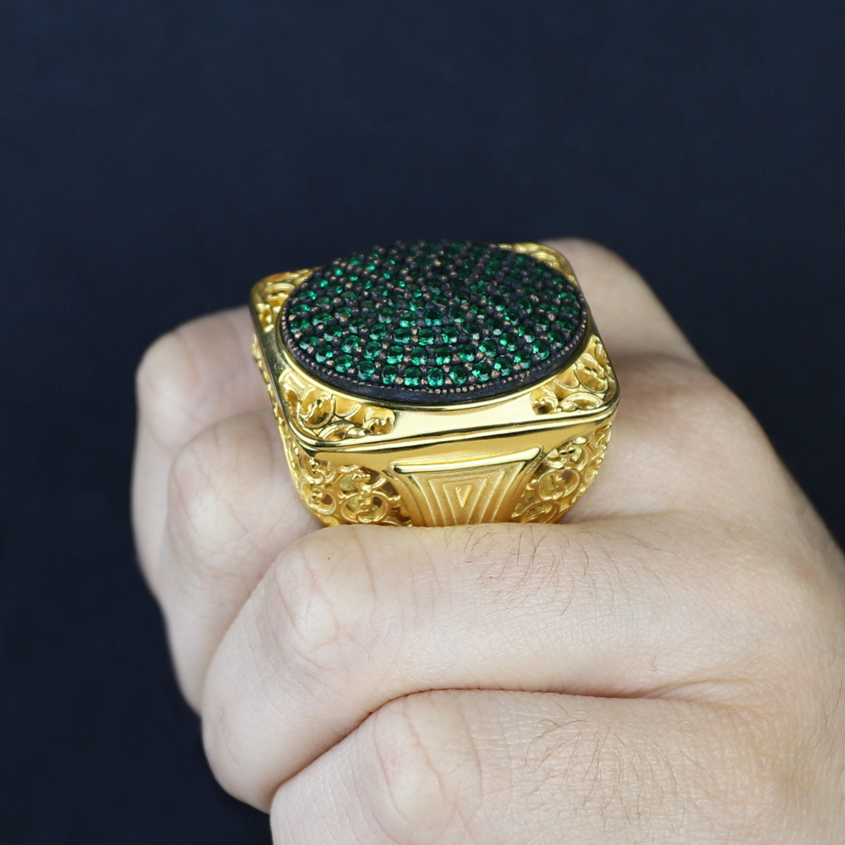 Men Handmade Gold Large Emerald Gemstone Ring