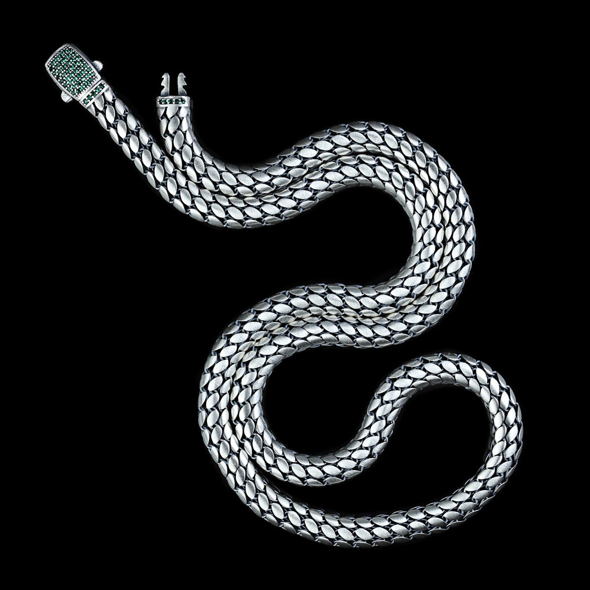 Men Handmade Popcorn Snake Emerald Gemstone Chain Necklace